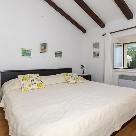 Apartments Mare Mlini Bagian luar foto
