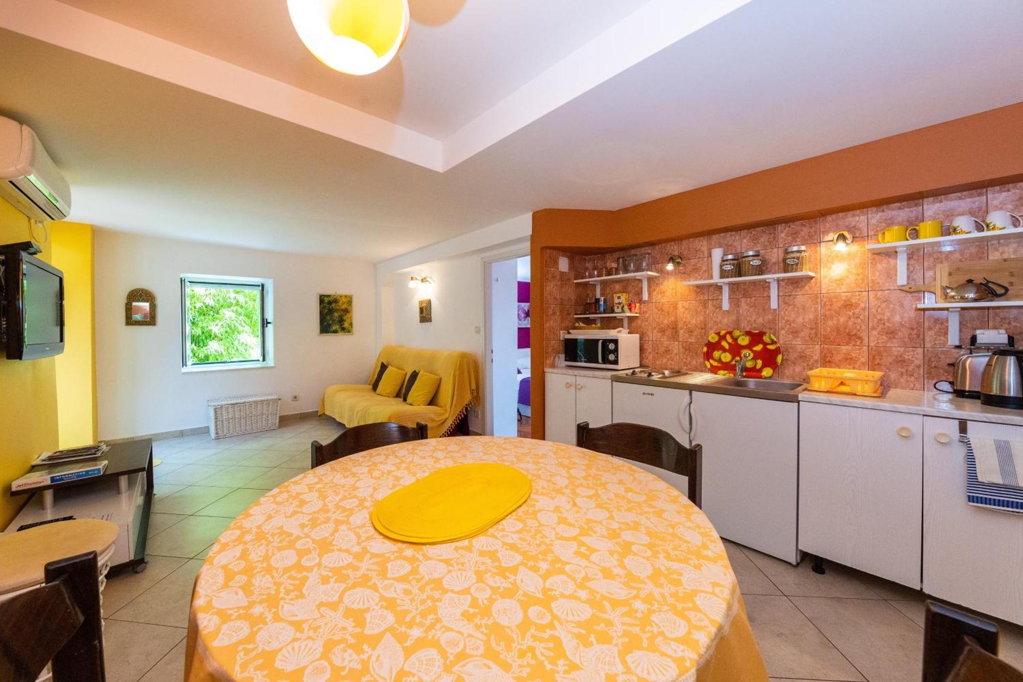 Apartments Mare Mlini Ruang foto