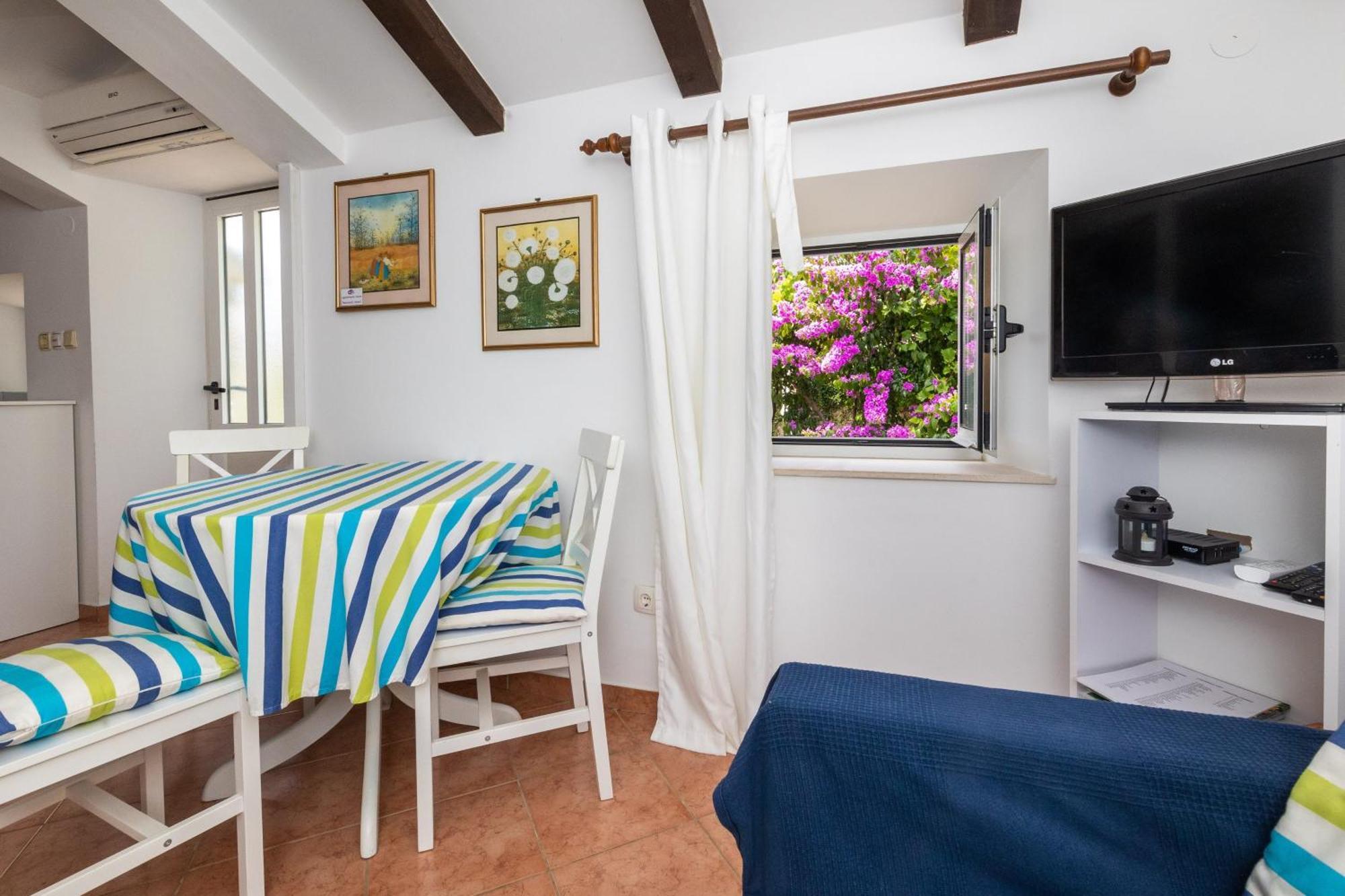 Apartments Mare Mlini Bagian luar foto